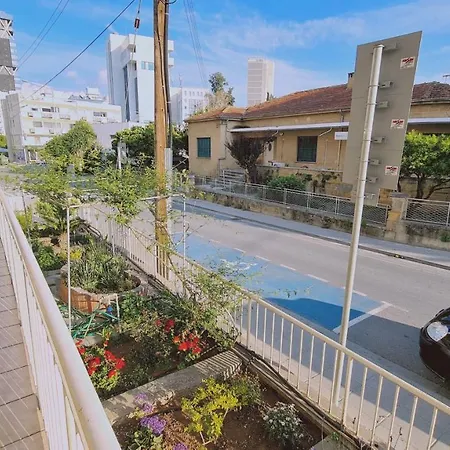 Mythos Down Town House Σπίτι διακοπών *