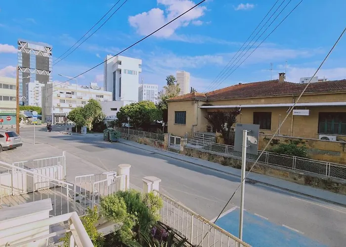 Semesterbostad Mythos Down Town House