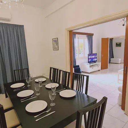 Mythos Down Town House Vakantiehuis *