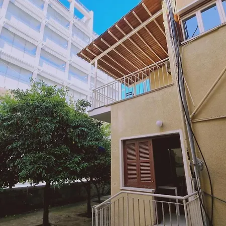 Mythos Down Town House Nicosia